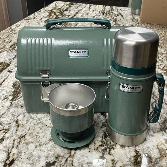 Stanley lunchbox thermos
Stainless Steel - Picture 2 of 13